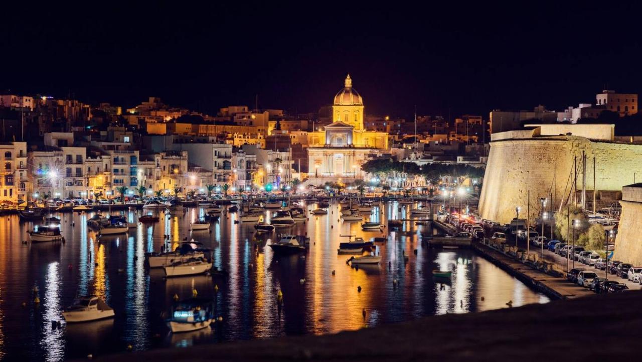 Modern Apt Kalkara Seafront! Exterior photo
