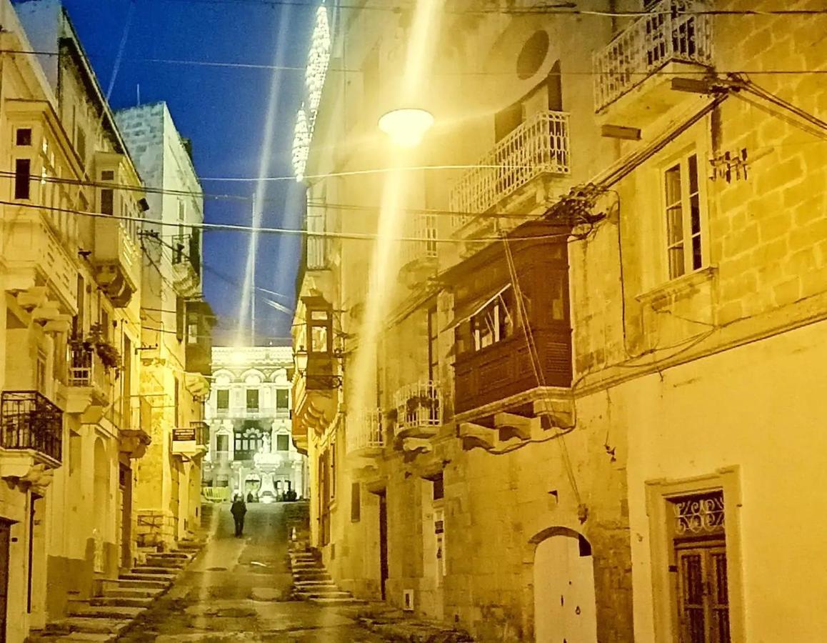 Modern Apt Kalkara Seafront! Exterior photo